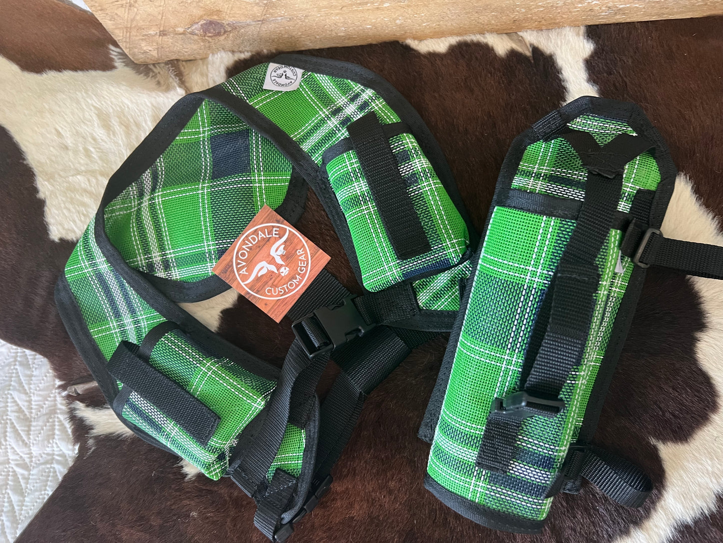 Stockman UHF vest & MESH Bottle Holster Bundle