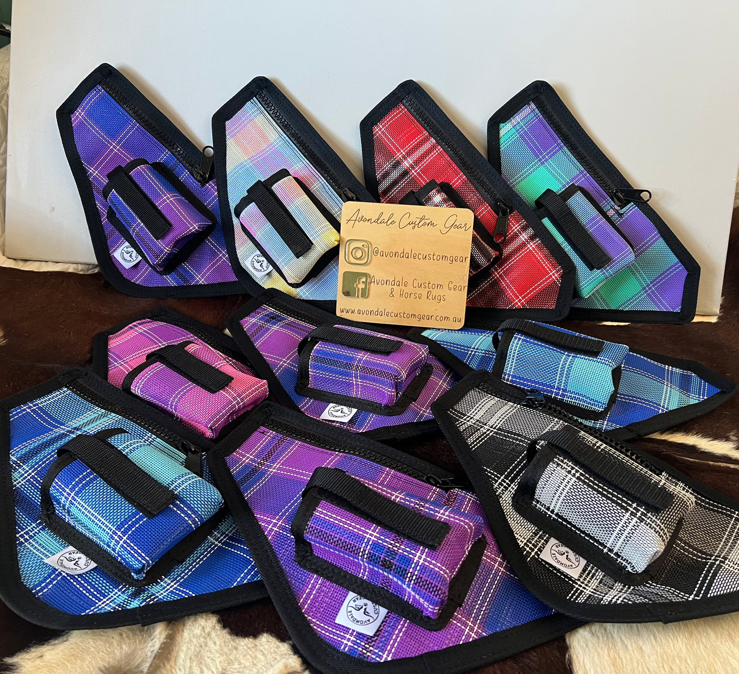 Single Shoulder Stockman's Pouch